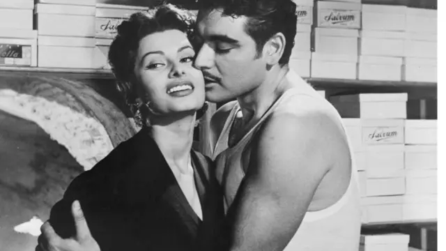 Sophia Loren The Gold Of Naples filminde