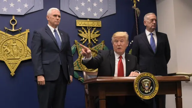 په دې بايد خبرې وشي چې په افغانستان کې وړاندې څه آزمايل شوي او څه نه دي شوي.