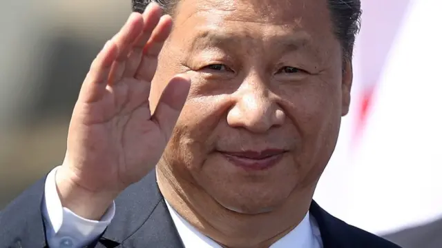 கொரோனா வைரஸ்: வுஹான் நகரம் சென்றார் சீன அதிபர் ஷி ஜின்பிங் - 10 தகவல்கள்