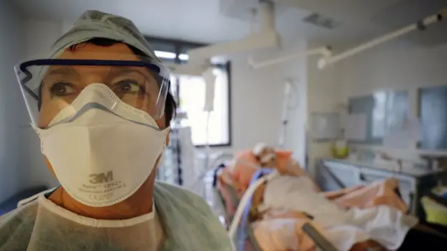 Врач реанимации во Франции