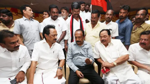 நக்கீரன் கோபாலை சிறைக்கு அனுப்ப நீதிமன்றம் மறுப்பு