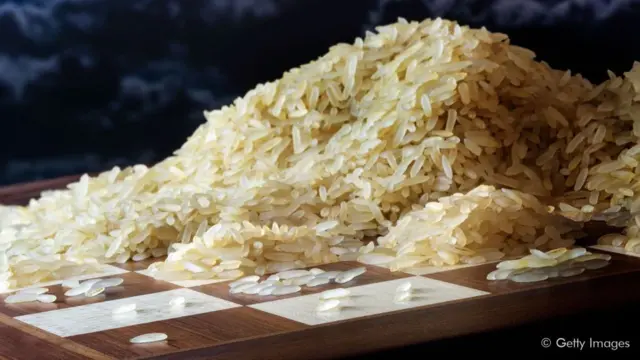 చదరంగంపై ఒక్కో గడికి గింజలు రెట్టింపు చేసుకుంటూ వెళ్తే...