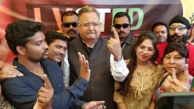 राज्य के मुख्यमंत्री रमन सिंह