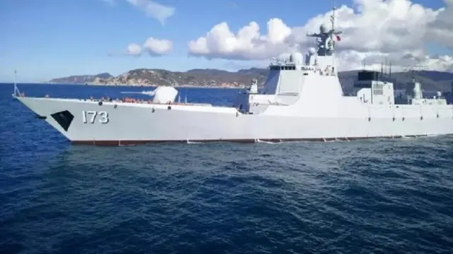 中国海军今年计划新部署4艘最先进的导弹驱逐舰。中国的导弹驱逐舰长沙号