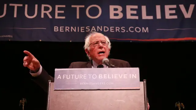 DSA, 2016'da Demokrat Parti'nin başkan adayının Bernie Sanders olması için kampanya yürütmüştü.