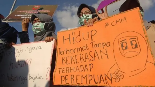 Kampanye anti-kekerasan terhadap perempuan.