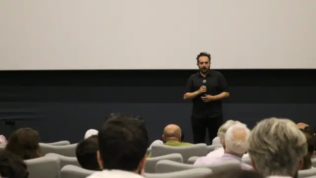 Yönetmen Büyükcoşkun 'Gitmek' belgeseli için "Bir yolculuk hikâyesi" diyor.