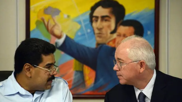 Rafael Ramírez y Nicolás Maduro.