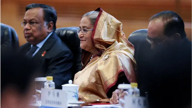 প্রধানমন্ত্রী শেখ হাসিনা এবং পররাষ্ট্রমন্ত্রী আবুল হাসান মাহমুদ আলী।