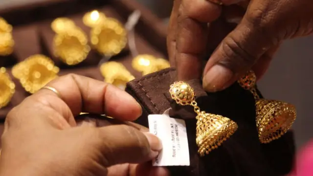 ગુજરાતના આ 23 જિલ્લામાં લાગુ પડશે સોનાના હૉલમાર્કનો નવો નિયમ