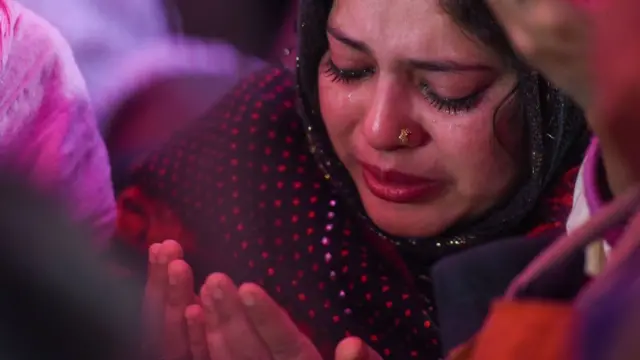 शाहीन बाग़ में एक प्रदर्शनकारी महिला