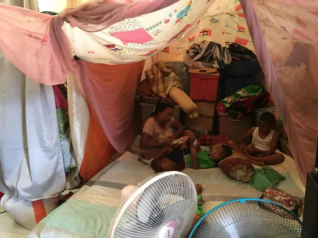 บ้านแรงงาน