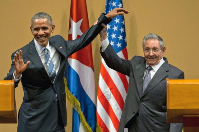 Obama con Raúl Castro