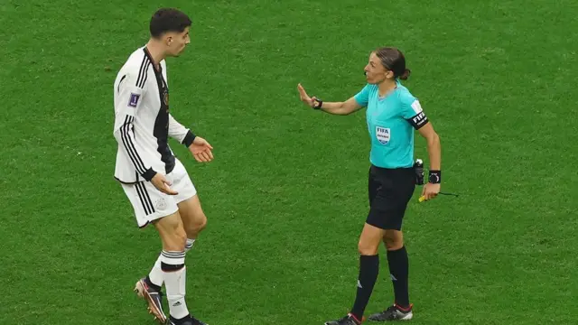 Стефани Фраппар во время матча