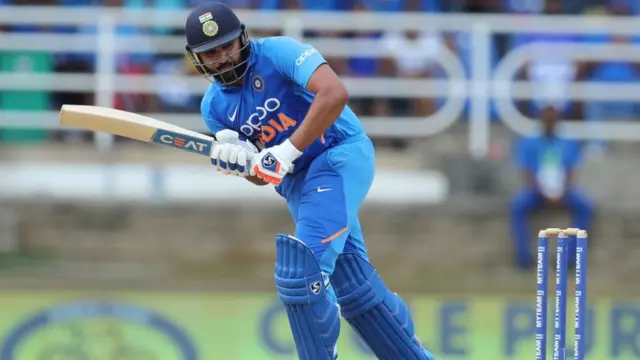 2019 இந்தியா - மேற்கிந்திய தீவுகளுக்கு இடையான ஒருநாள் தொடரில் ரோகித் சர்மா (கோப்புப்படம்)