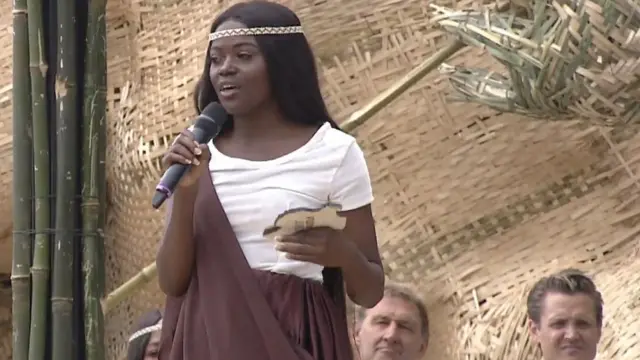 Sherrie Silver, umubyinnyi ukomoka mu Rwanda uzwi cyane muri Amerika, yise ingagi 'Ibirori'