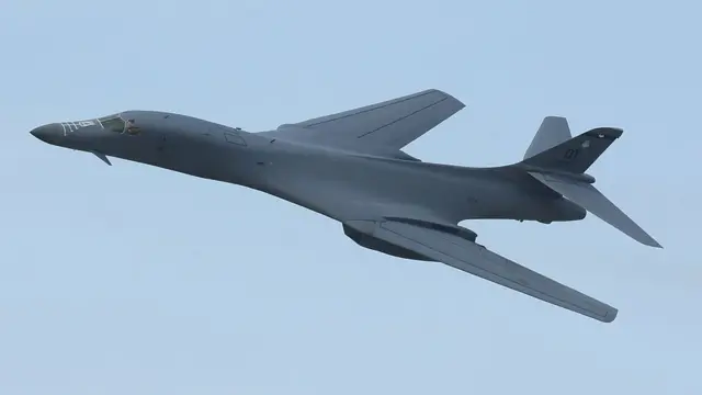 B-1B Lancer