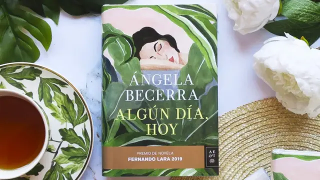 Portada de "Algún día, hoy", de Ángela Becerra