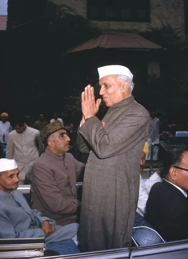 जवाहर लाल नेहरू