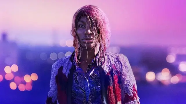 बीबीसी वनच्या आय मे डिस्ट्रॉय यू सीरीजमध्ये स्टेलदिंगचा विषय मांडण्यात आला आहे.