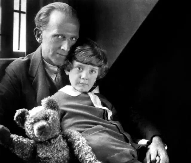 А.Милн, Кристофер Робин и Винни-Пух