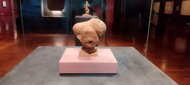 स्माइलिंग ब्वॉय