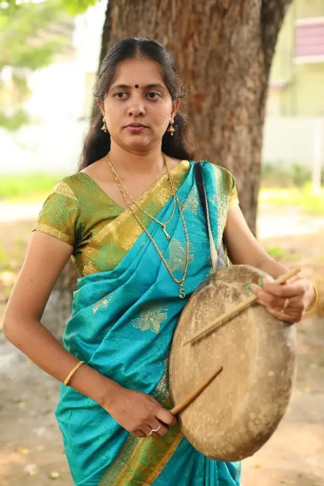 Sneha ஸ்நேகா