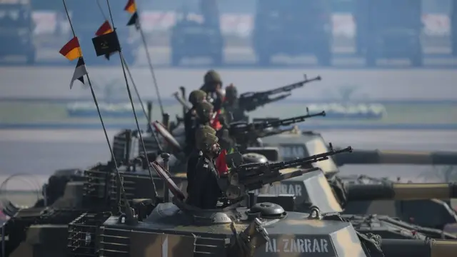 یومِ پاکستان پیریڈ