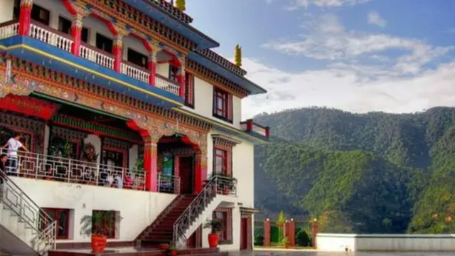 الراهبات في نيبال