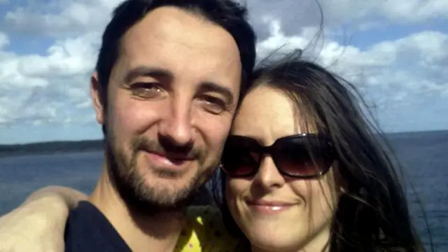 Кристоф Сигал и Анна Ирвин рассказывают, что изучение языка проходит в постоянных обсуждениях и открытиях