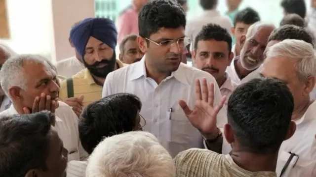 चौधरी देवीलाल के प्रपौत्र दु्ष्यंत चौटाला किसानों के साथ