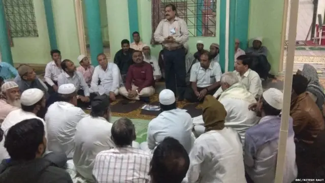 प्रशासनाकडून बैठकांद्वारे जनजागृती करण्यात येत आहे.