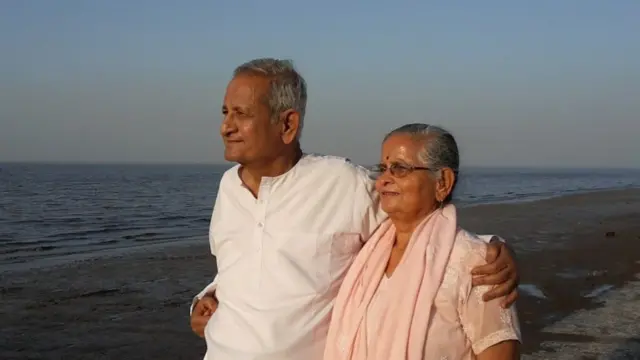 ડૉ. લતા દેસાઈ અને તેમના પતિ ડૉ. અનિલ દેસાઈ