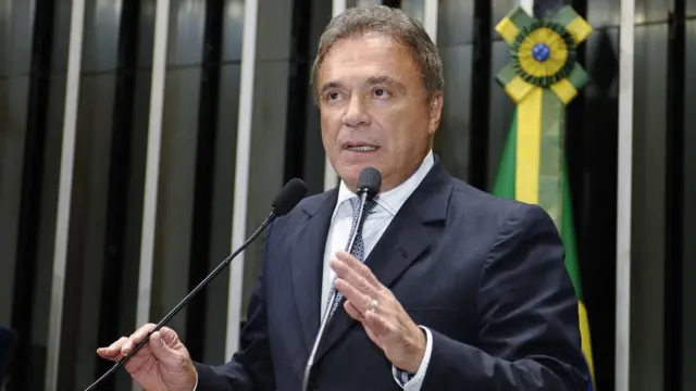 Senador Alvaro Dias