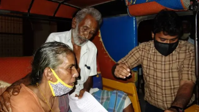 ஷேக் மன்சூர்.