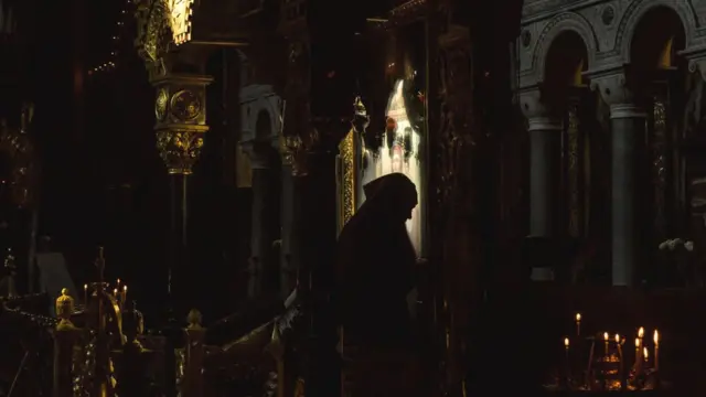 Віряни у Володимирському соборі в Києві