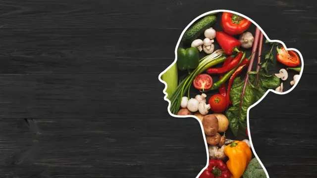 Profil d'une femme à partir de légumes