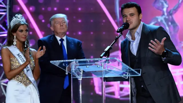 Emin Agalarov, Donald Trump y Miss Estados Unidos después del certamen en Las Vegas.