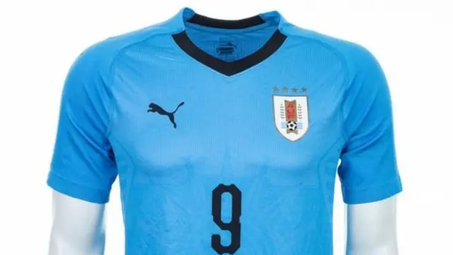 پیراهن تیم اوگوئه