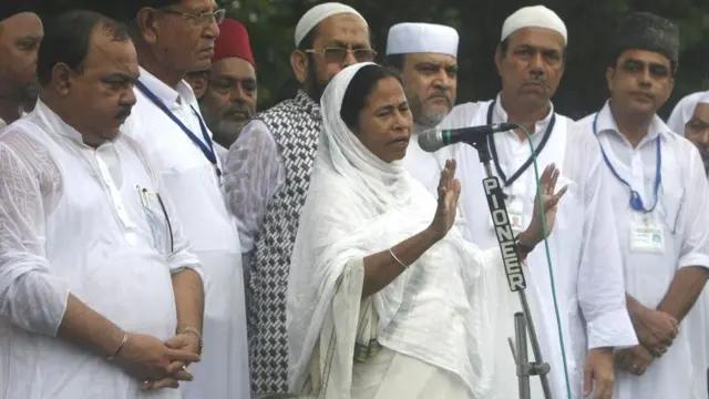 મમતા બેનરજી