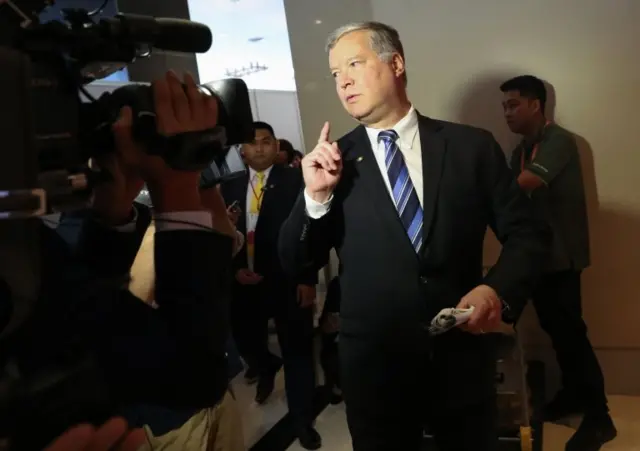 Стивен Биган