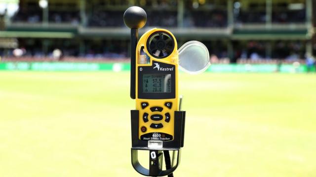 Градусник на международном матче по крикету показывал температуру в 57,5 градуса