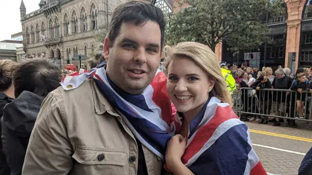 Жители Честера Майкл Ледербарроу и Нолли Ричардс