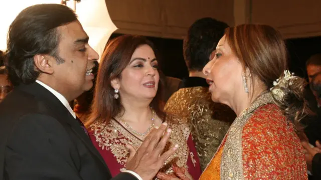 मुकेश अंबानी, देवरा