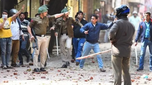 வன்முறை களமான வட கிழக்கு டெல்லி