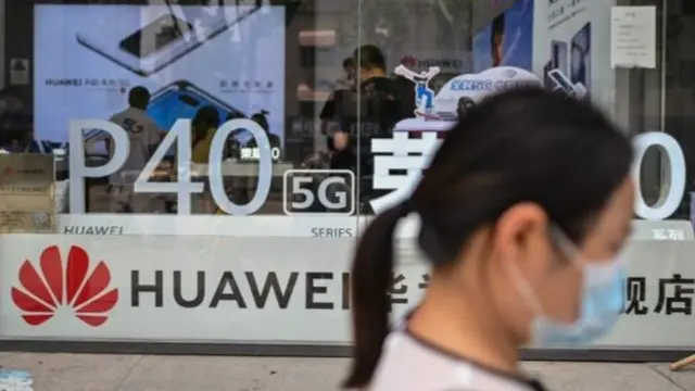 Cửa hàng Huawei ở Vũ Hán ngày 26/5