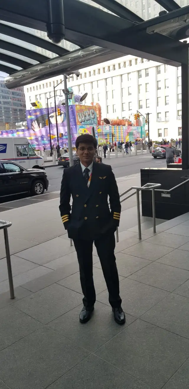 मोहनीश परब