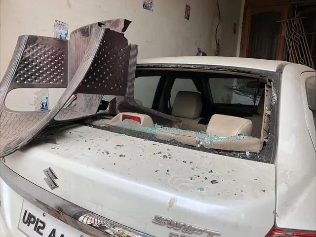 ధ్వంసమైన కారు