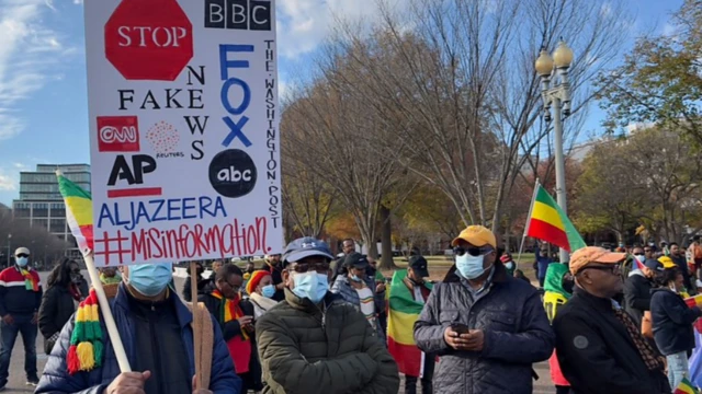 ንማዕከናት ዜናታት ወጻኢ ንምቅዋም ካብ ዝተካየድ ሰለማዊ ሰልፊ