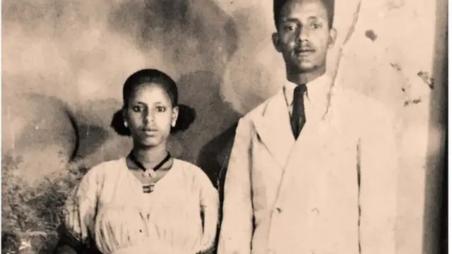 ኣቶ ኣለም መሓረና ምስ ሰበይቱ